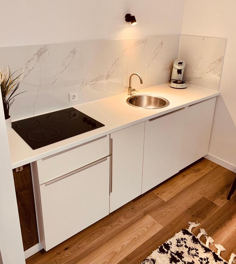 Gaestehaus Zur Uni Klinik Exklusives Apartment Mit Kueche Und Badezimmer Хомбург Екстериор снимка
