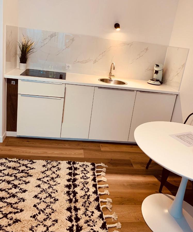 Gaestehaus Zur Uni Klinik Exklusives Apartment Mit Kueche Und Badezimmer Хомбург Екстериор снимка