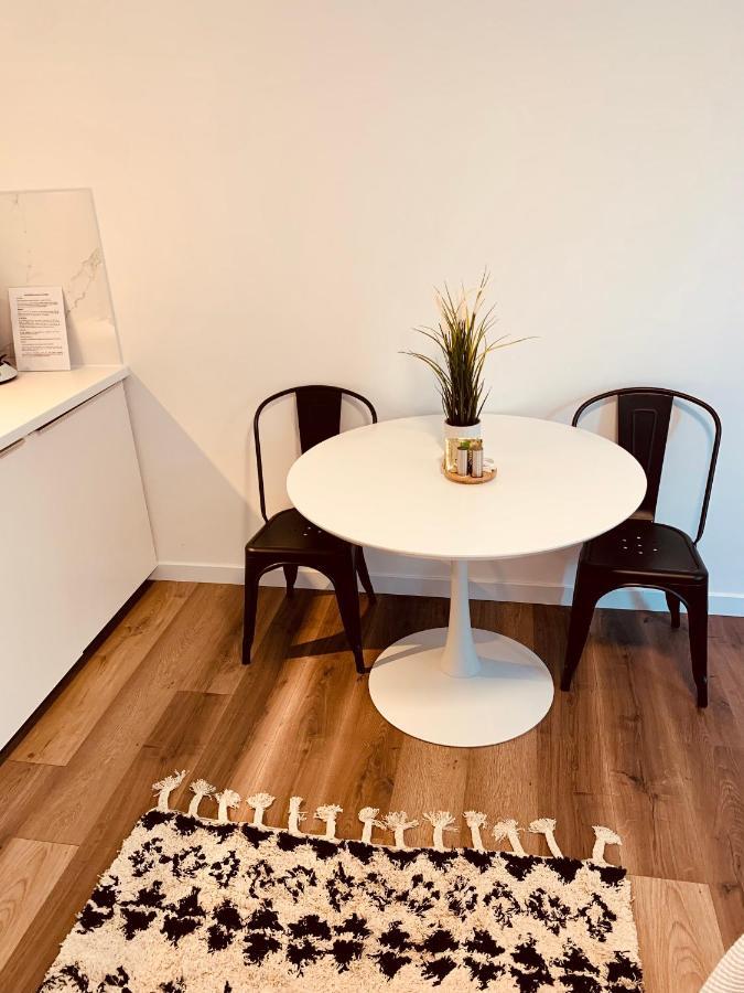 Gaestehaus Zur Uni Klinik Exklusives Apartment Mit Kueche Und Badezimmer Хомбург Екстериор снимка
