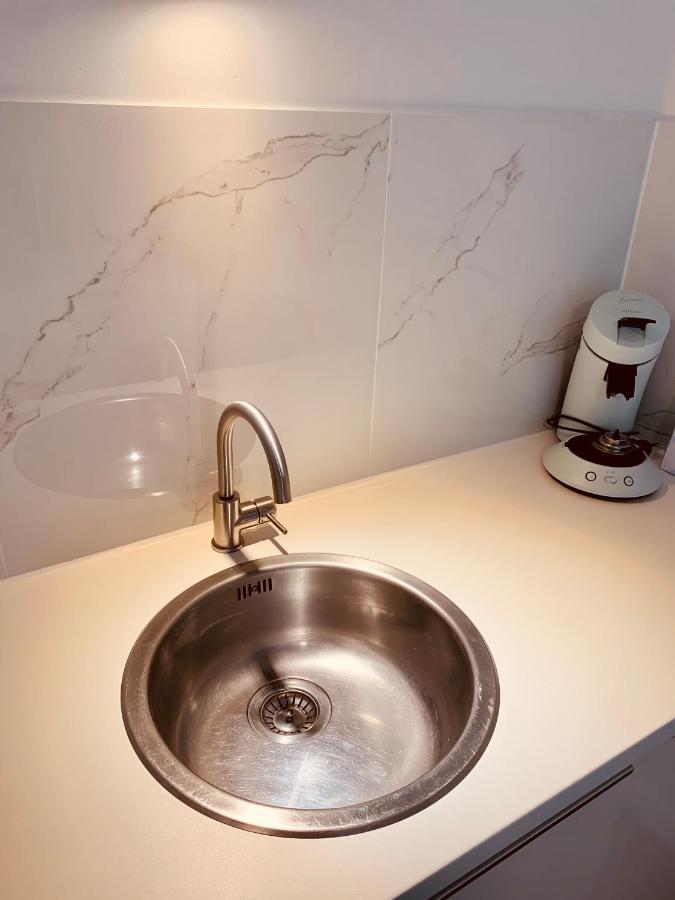 Gaestehaus Zur Uni Klinik Exklusives Apartment Mit Kueche Und Badezimmer Хомбург Екстериор снимка